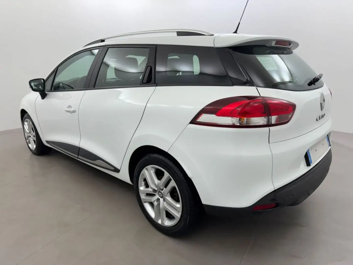 Renault Clio IV ESTATE 1.5 dCi 75 ENERGY BUSINESS Blanc - 2