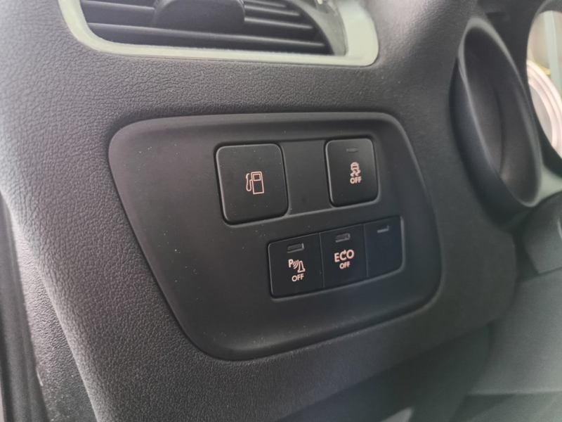 Citroen C4 BlueHDi 100 S&S Collection — photo 10