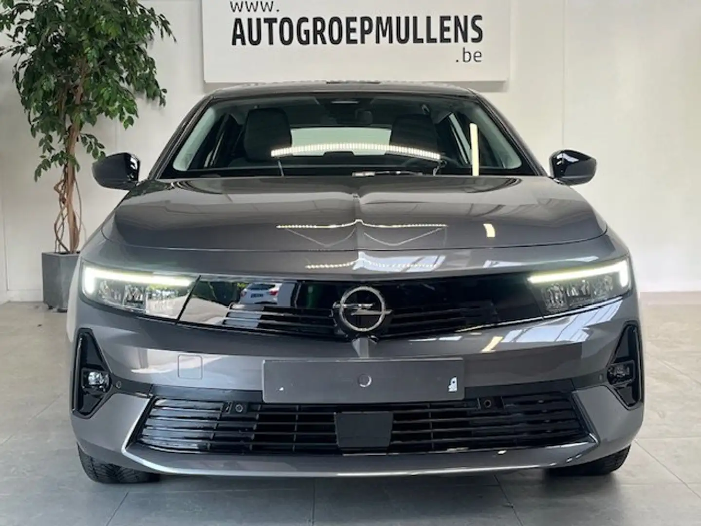 Opel Astra 54kWh Edition Aut - 2