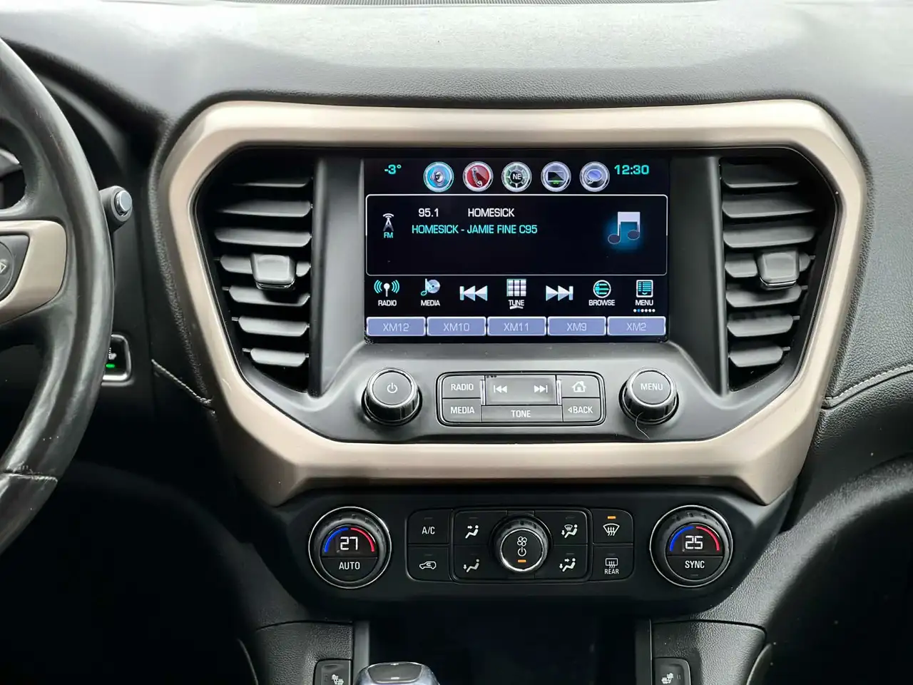GMC Acadia fotografie GMC Acadia