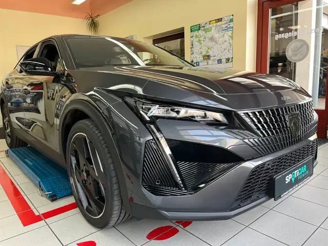 Peugeot 408 Hybrid 225 GT EAT8