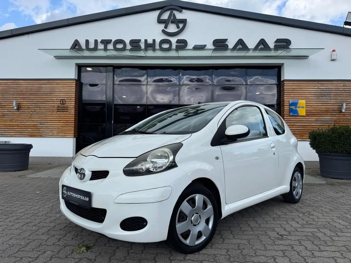 Toyota Aygo AYGO Cool Weiß - 1