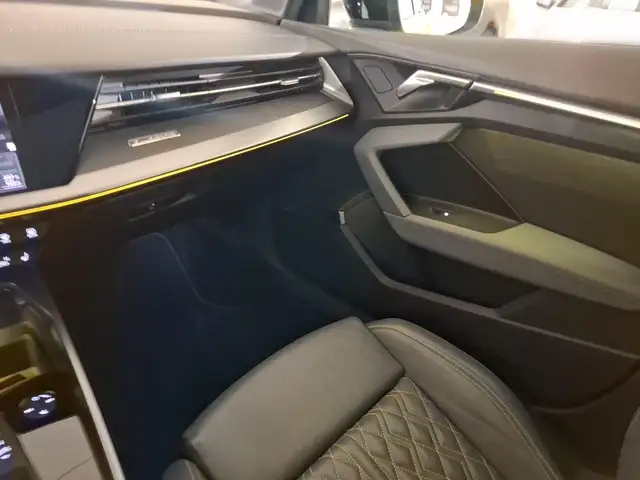 Audi S3 view 9