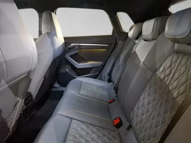 Audi S3 view 11