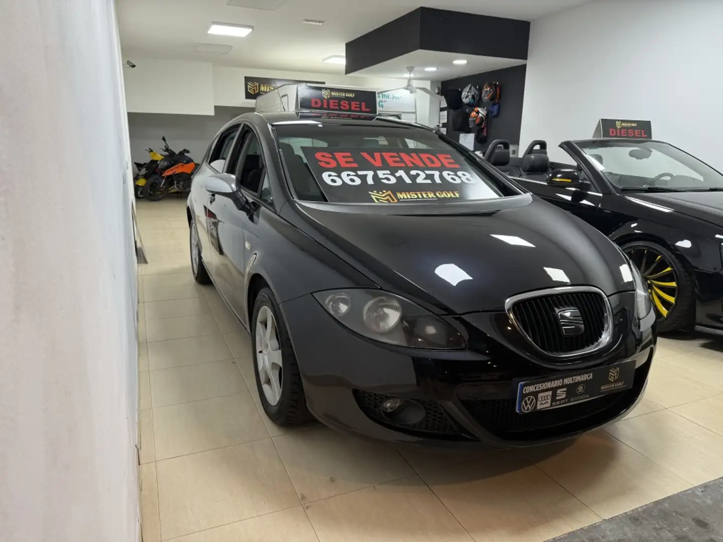 SEAT Leon 1.9TDI Sport Negro - 2