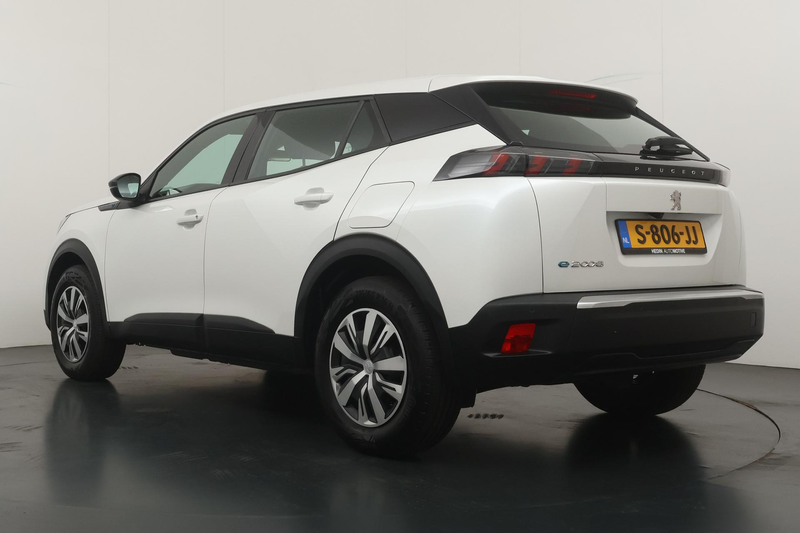 Peugeot e-2008 EV Active 50 kWh | Parkeer Camera | Cruise Control — photo 10