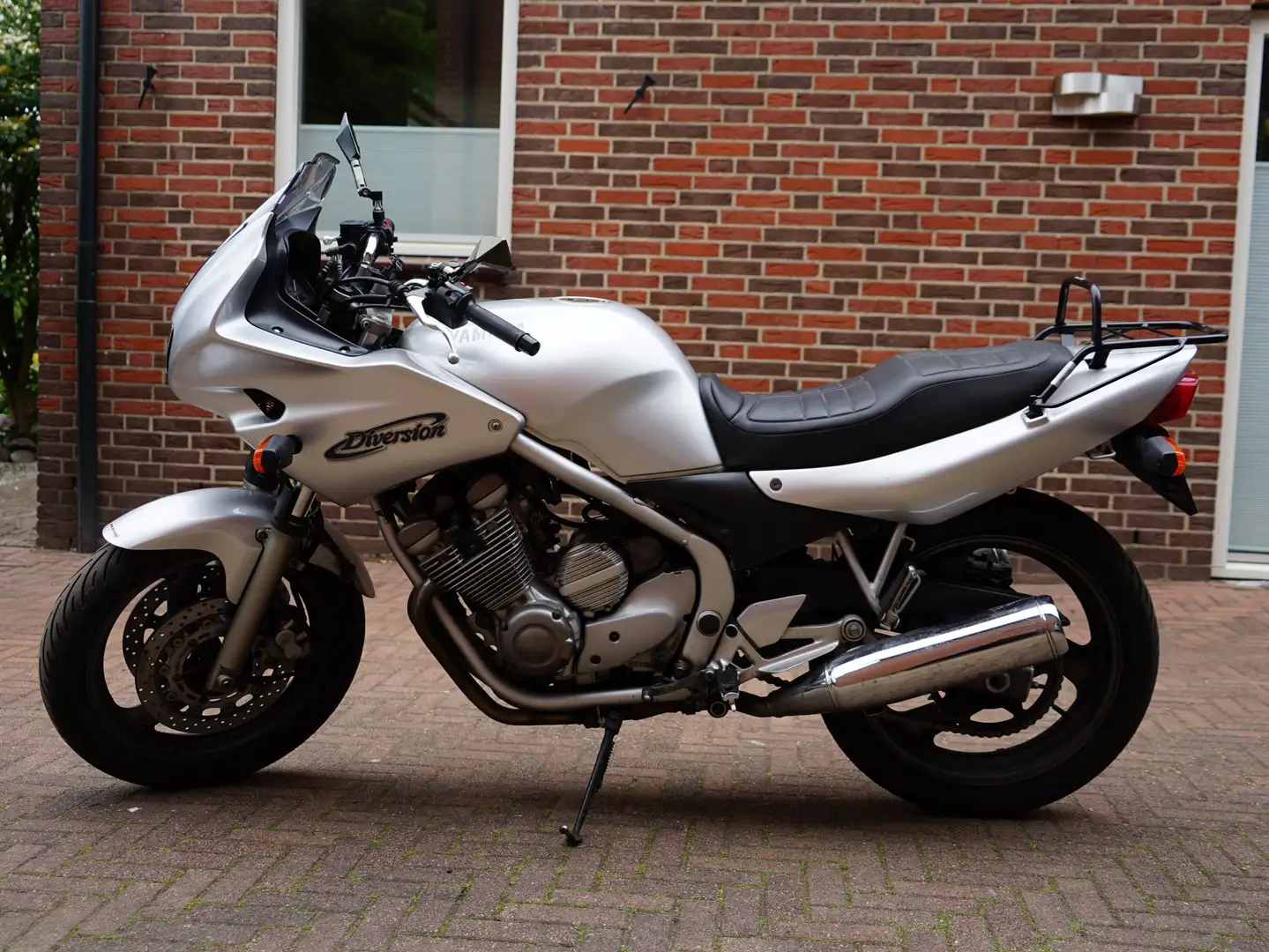 Yamaha XJ 600 600S Diversion Argintiu - 2