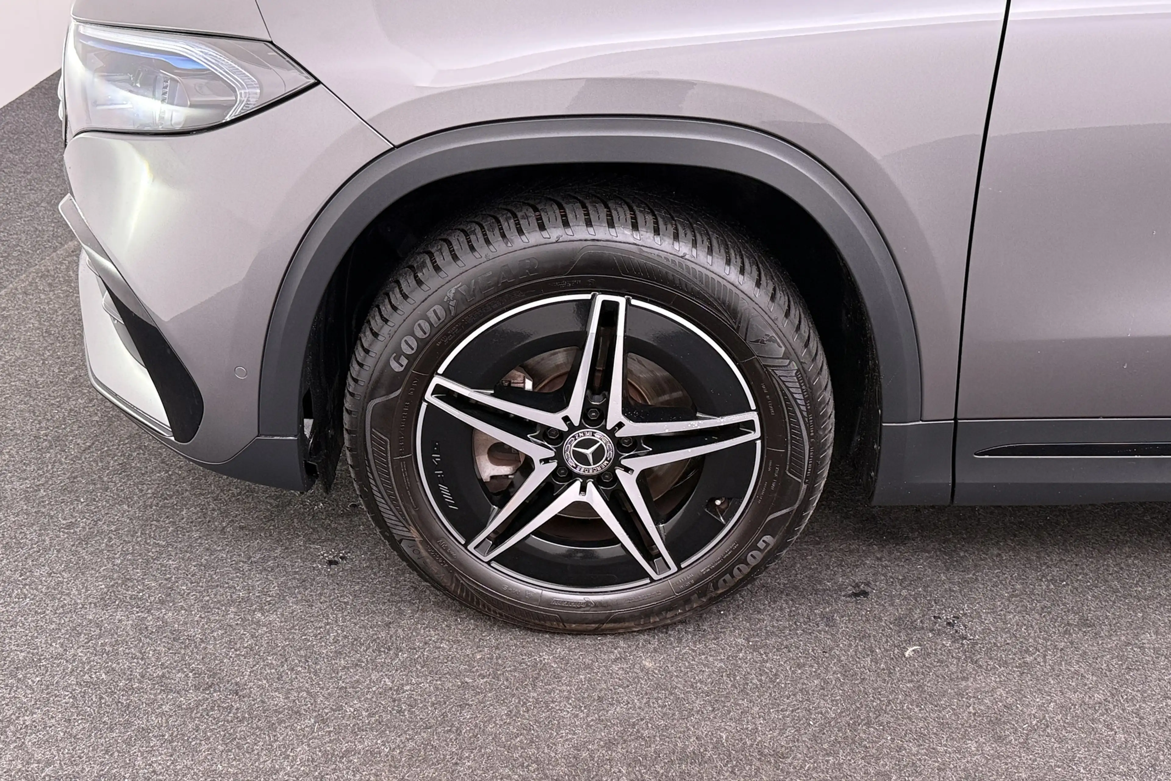 Mercedes-Benz EQA 250 AMG+ 67 kWh (95%SOH) Pano-Dak Burmester Memory — photo 8