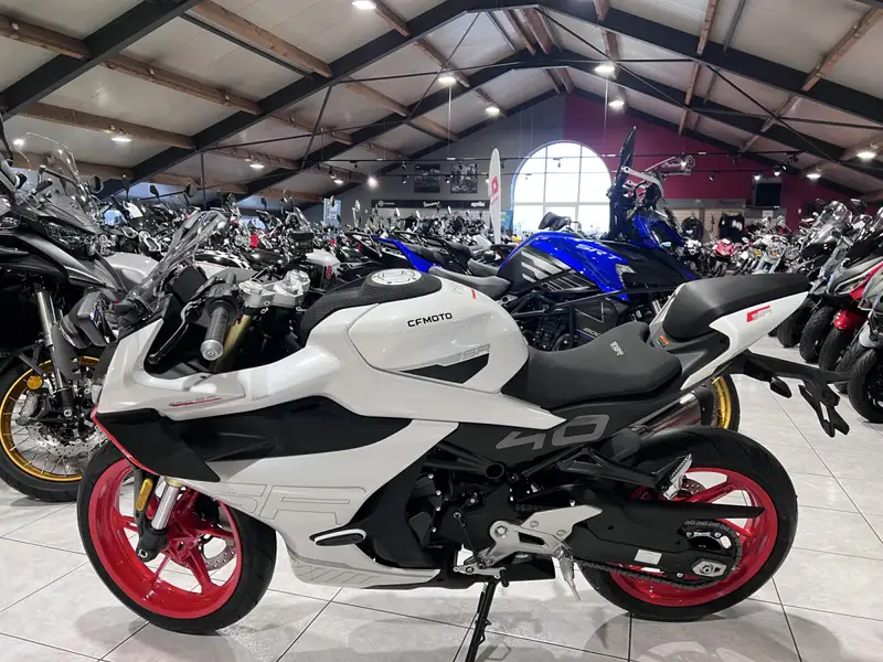 CFMOTO 450 SR - foto 4