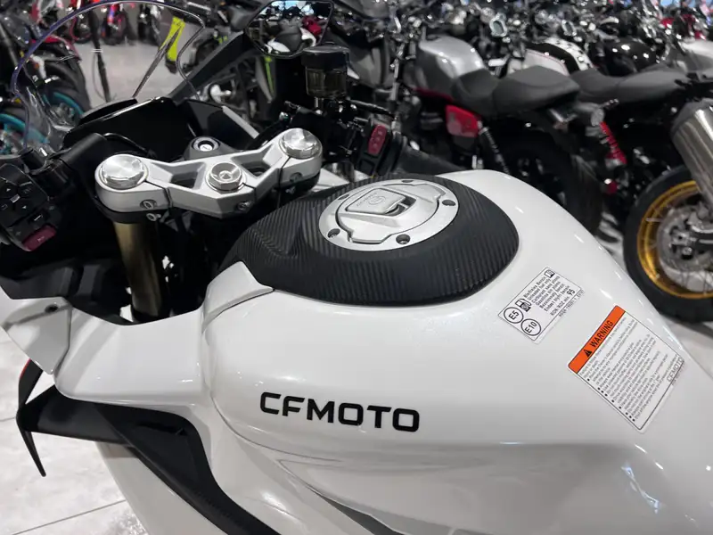 CFMOTO 450 SR - foto 6