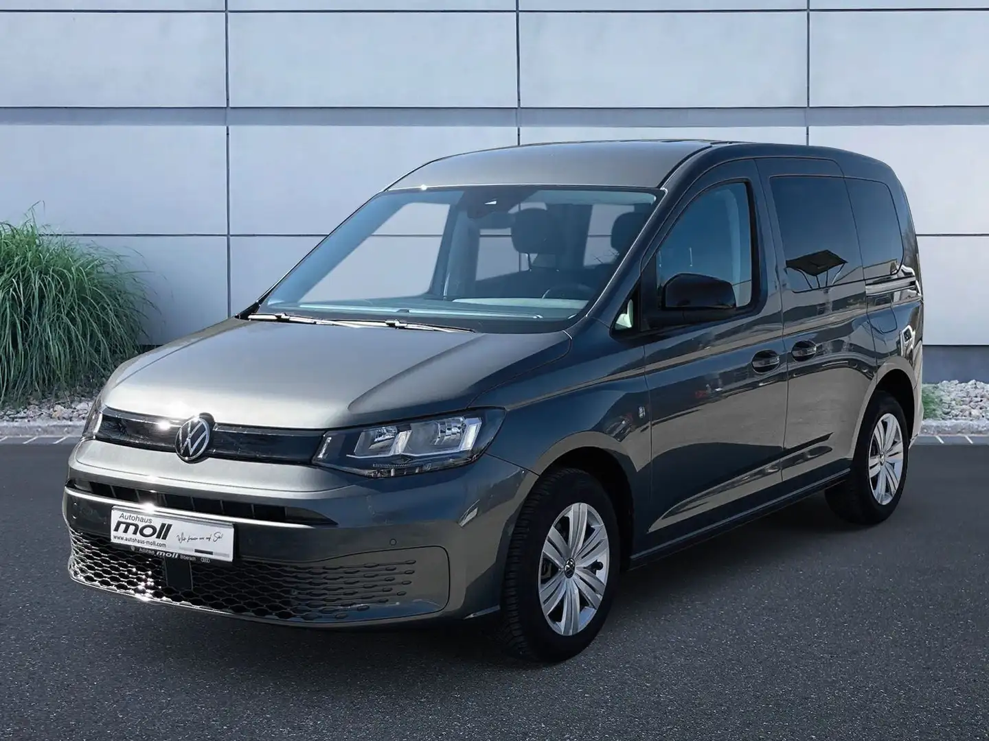 Volkswagen Caddy 5-Sitzer 1.5 TSI 6-Gang Grijs - 1