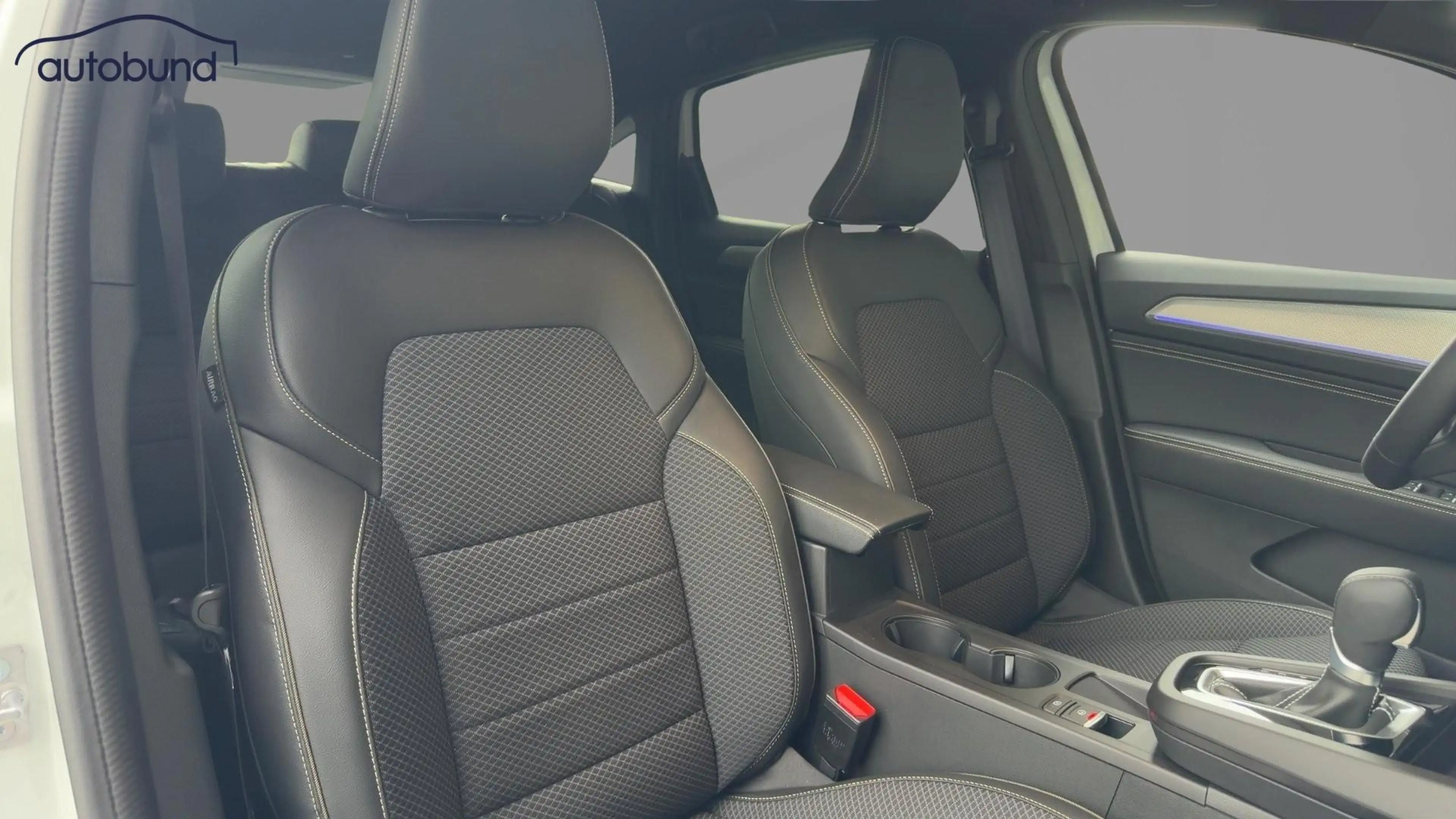 Renault Arkana 1,6 Techno 145 E-Tech Full Hybrid Alu KA LED Link LRH NAV NBA PDC RFK SHA Shz — photo 6