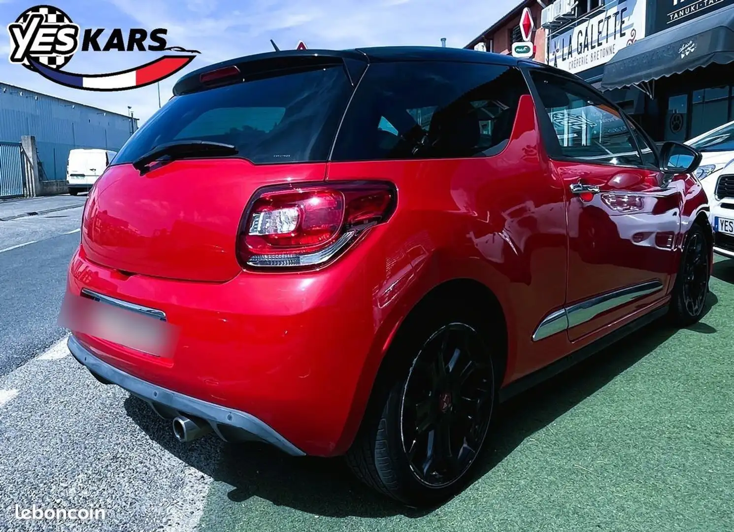 Citroen DS3 1.6 e-HDi90 So Chic Rojo - 2