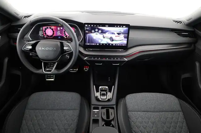 Skoda Octavia view 4
