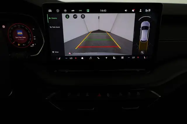 Skoda Octavia view 6