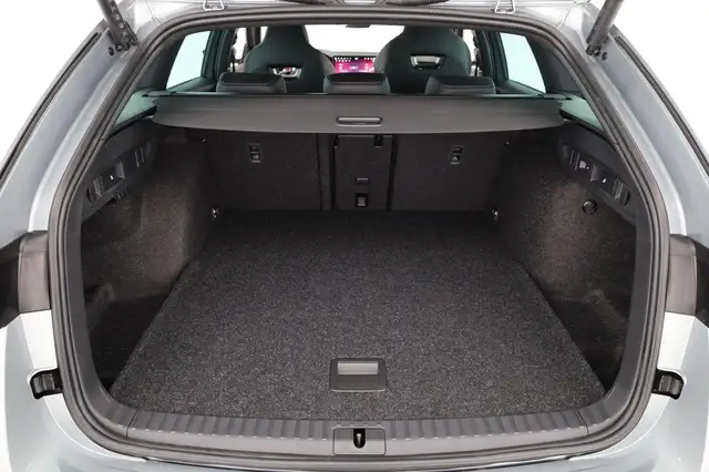 Skoda Octavia view 12