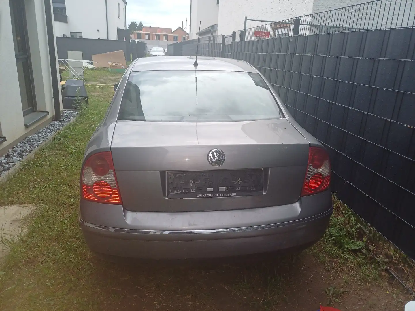 Volkswagen Passat 1,9 Highline TDI Aut. - 2