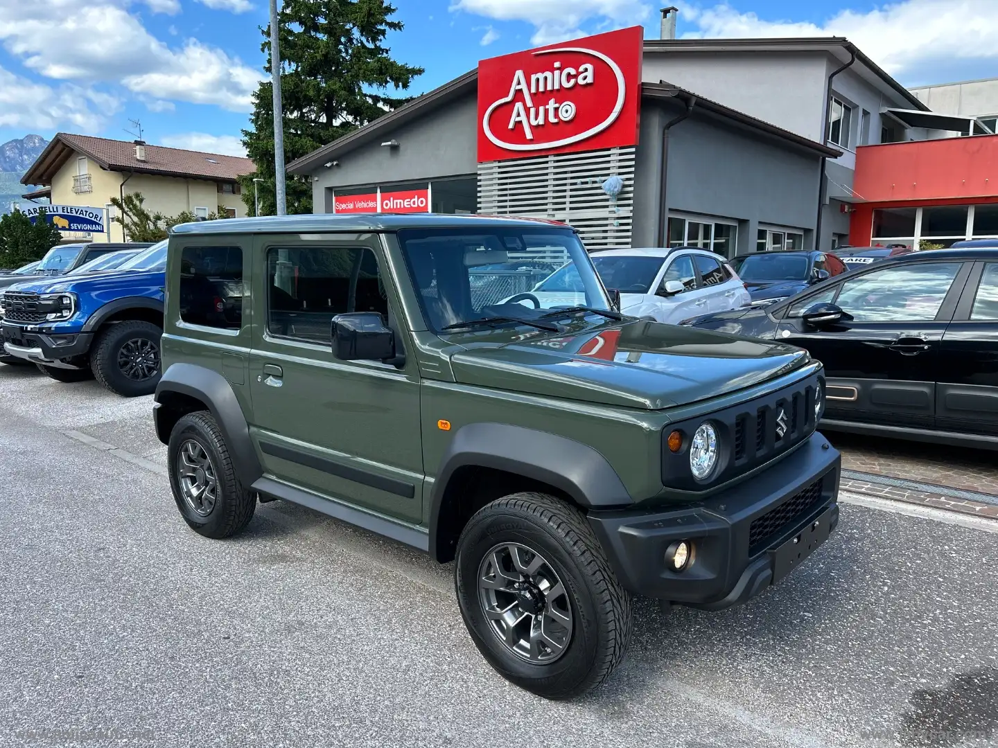 Suzuki Jimny 1.5 5MT AUTOVETTURA 4 POSTI AUTOVETTURA 4 POSTI Verde - 2