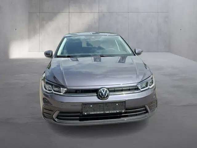 Volkswagen Polo view 8