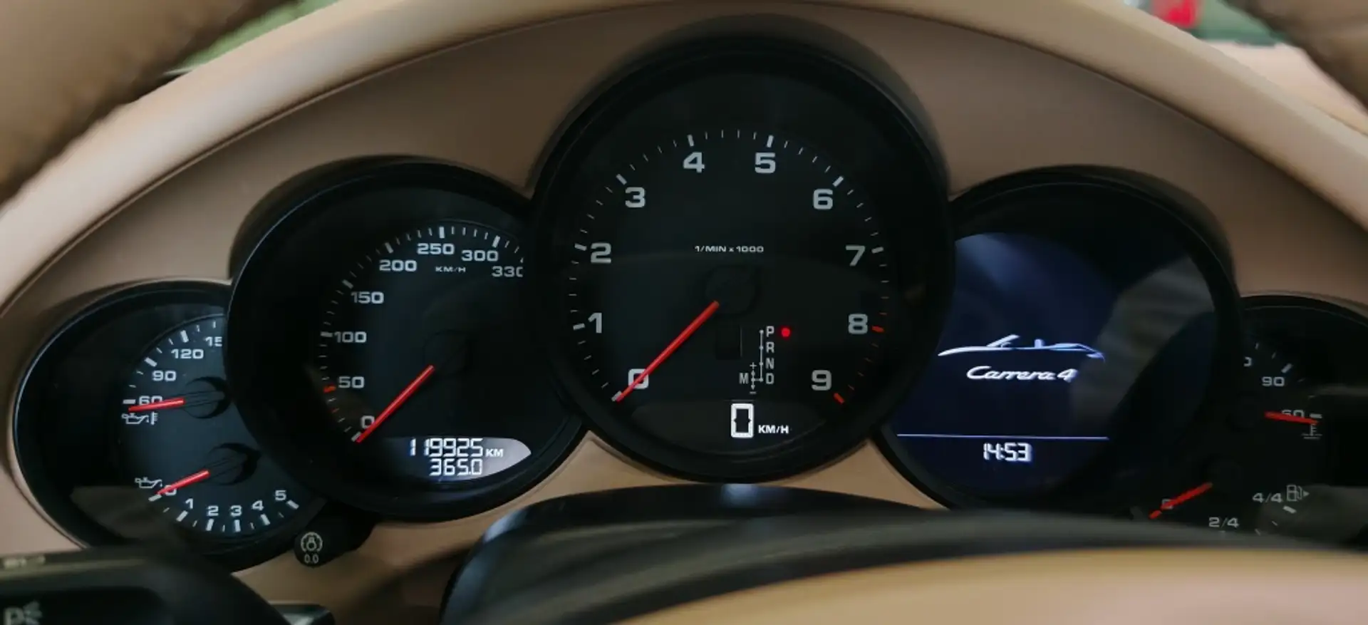 Porsche 991 Carrera 4 Cabriolet PDK Сірий - 2
