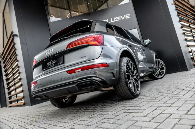 Audi Q5 view 28