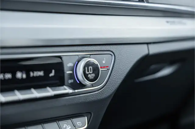 Audi Q5 view 15