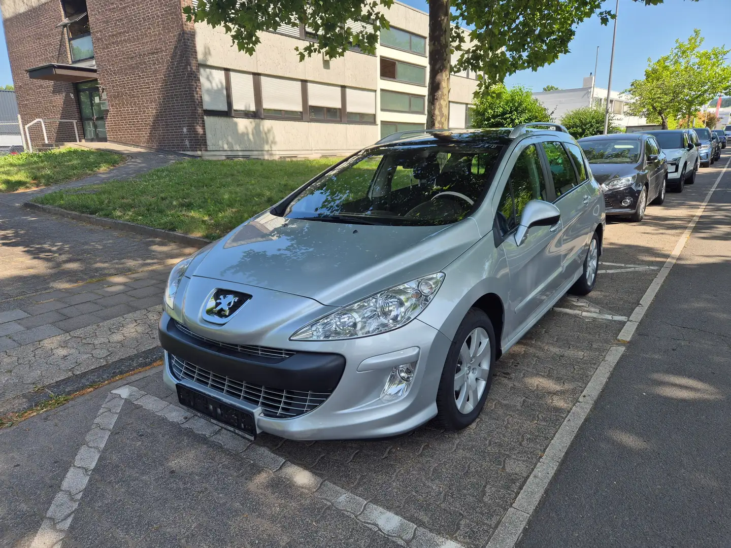 Peugeot 308 SW 150 THP Platinum Silver - 1