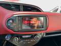 Toyota Yaris 1.5 Hybrid Dynamic Bi-tone Achteruitrijcamera Zeer Rood - thumbnail 12