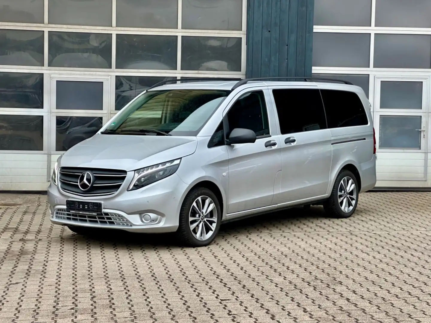 Mercedes-Benz Vito 124CDI/4M/L/Mixto-5/Airma/Memo/Standh/LKW-Zu Серебристый - 1