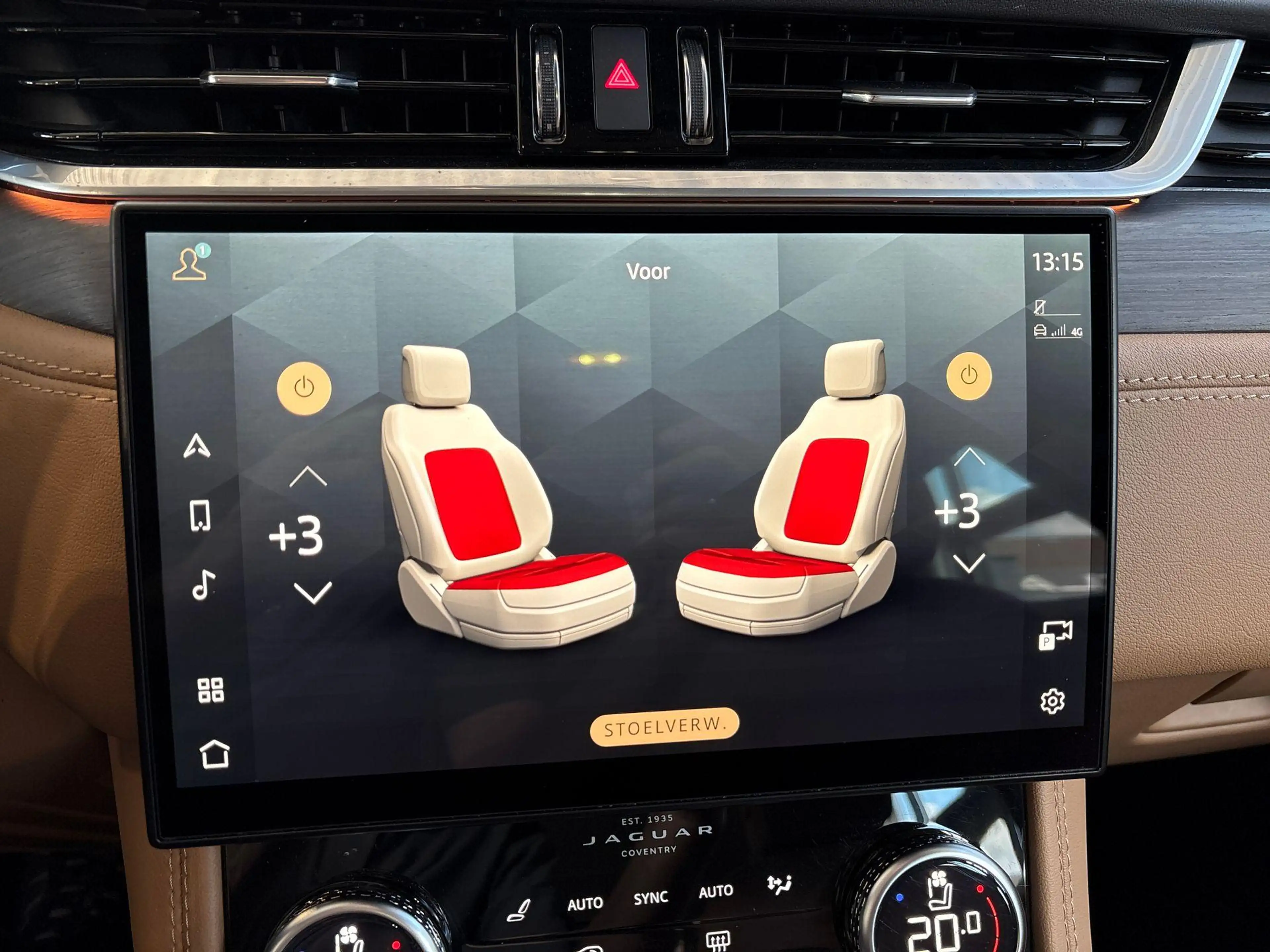 Jaguar F-Pace P400e S - PANO.DAK | BLACK EXT. PACK — photo 18