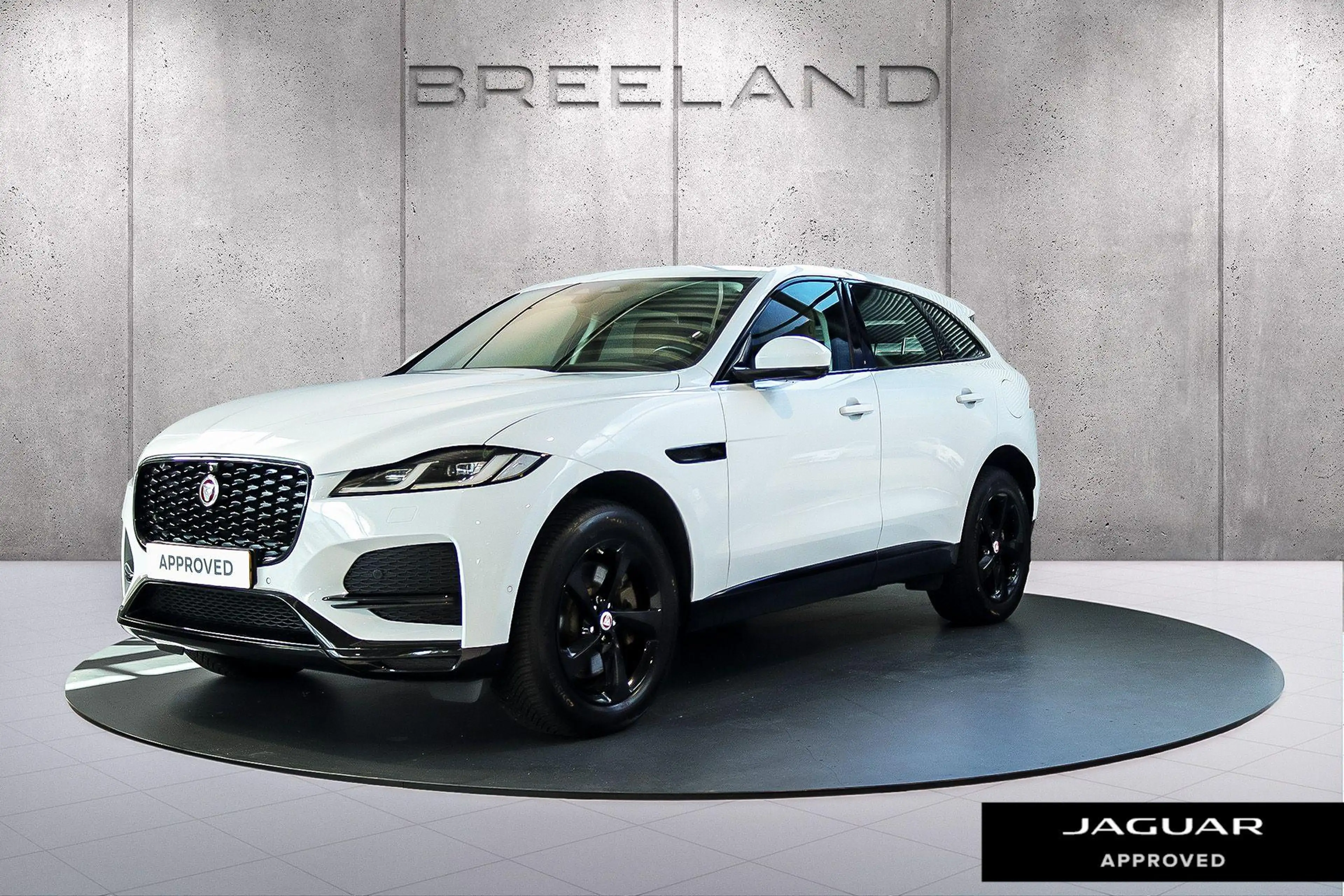 Jaguar F-Pace P400e S - PANO.DAK | BLACK EXT. PACK