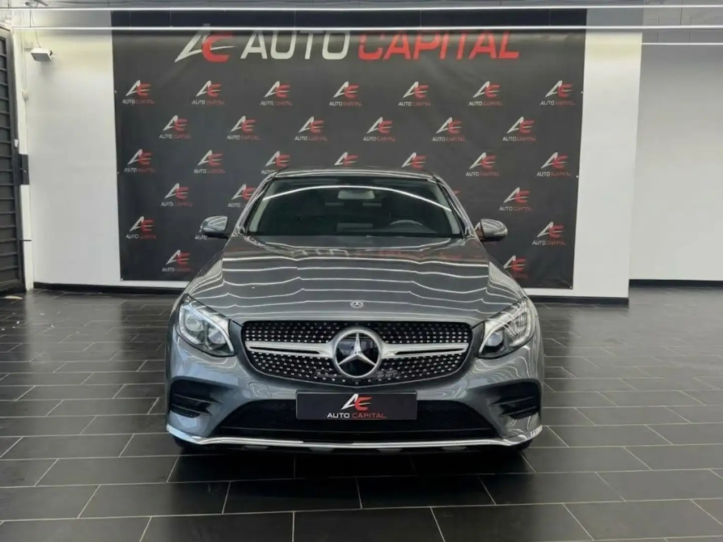 Mercedes-Benz GLC 220 220d 4Matic Aut. Gris - 2