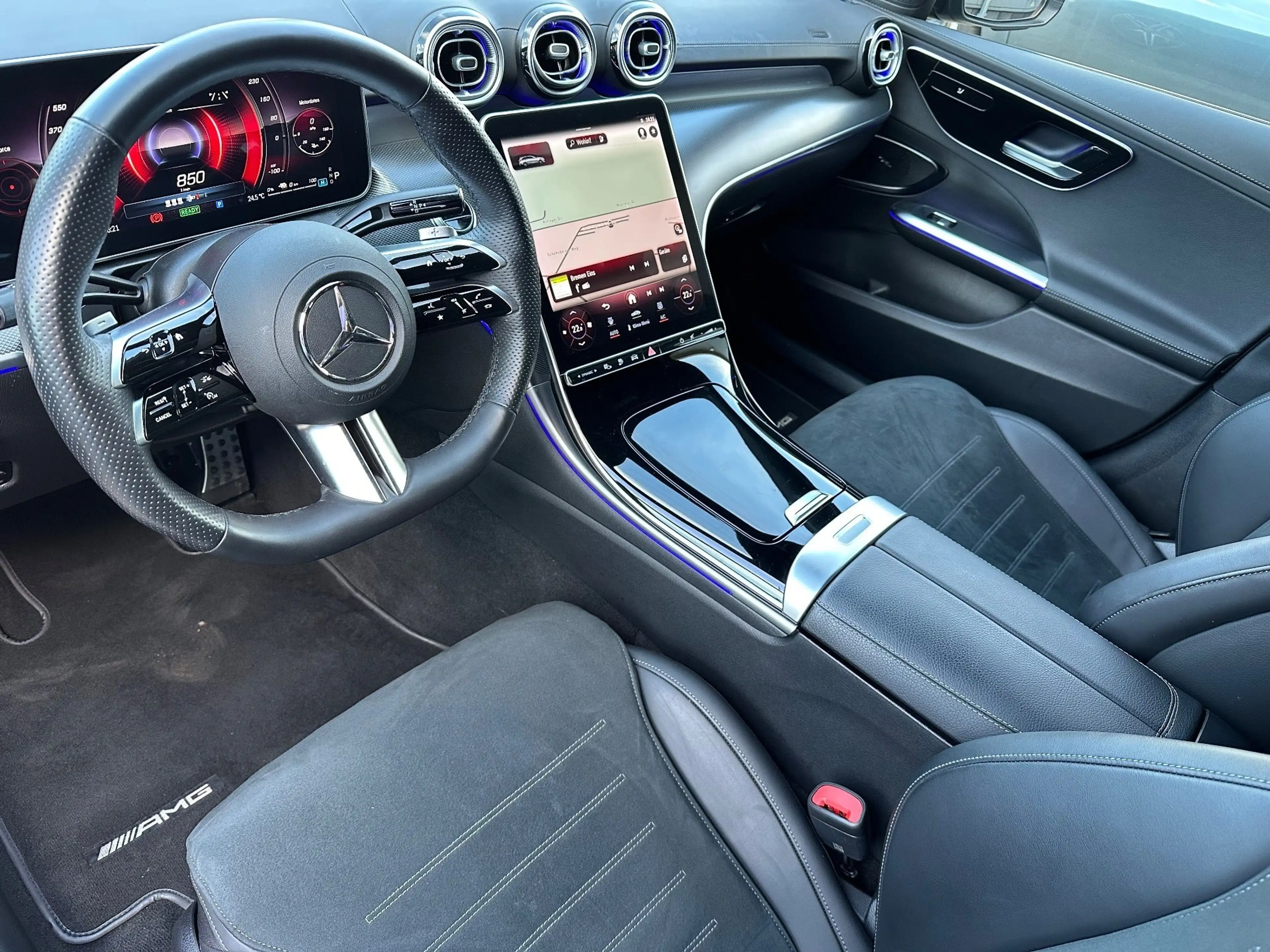 Mercedes-Benz C 300 T AMG Line Advanced NAV+LED+DISTRONIC+KAM+18ZOLL — photo 8