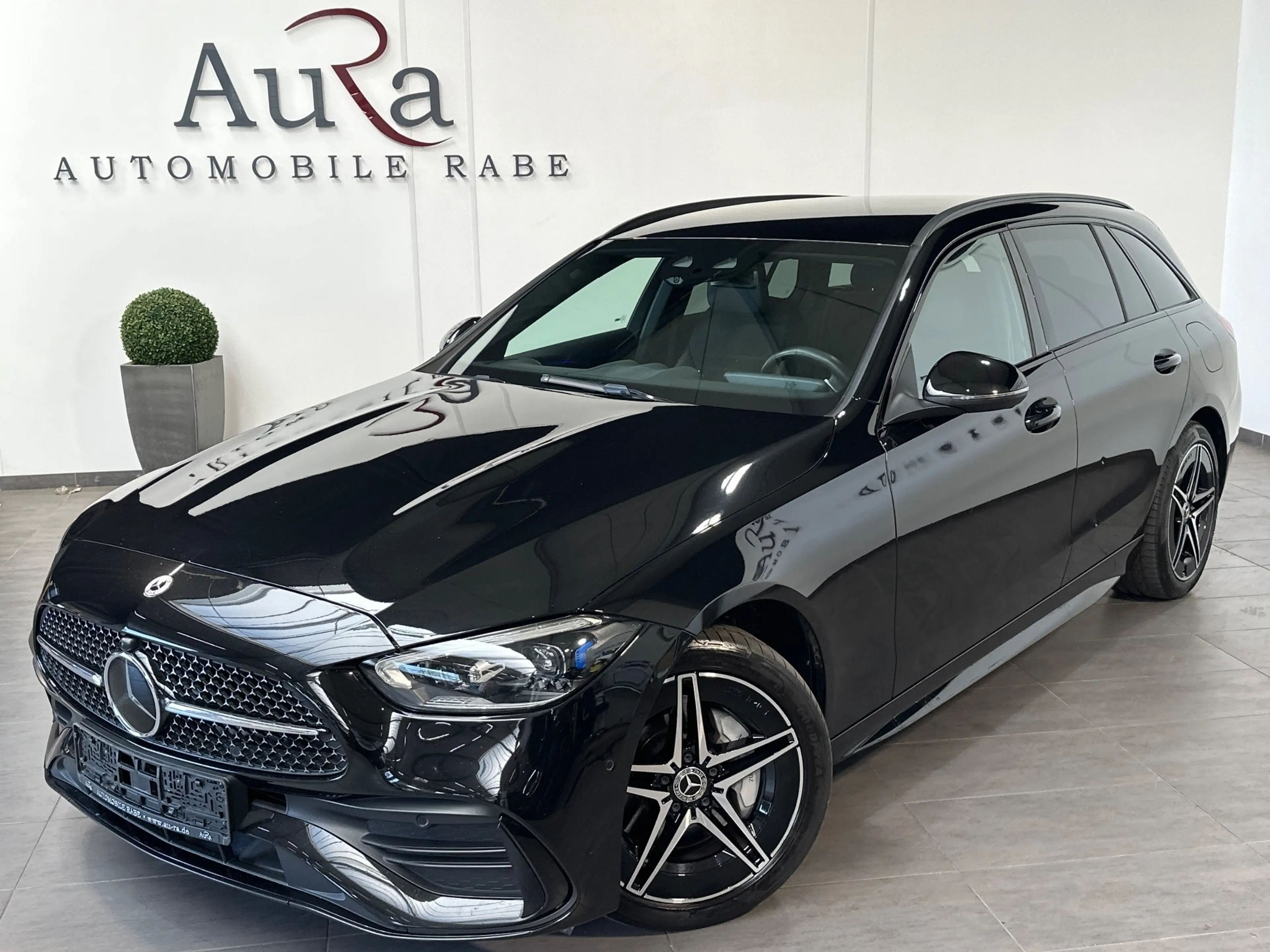 Mercedes-Benz C 300 T AMG Line Advanced NAV+LED+DISTRONIC+KAM+18ZOLL — photo 2