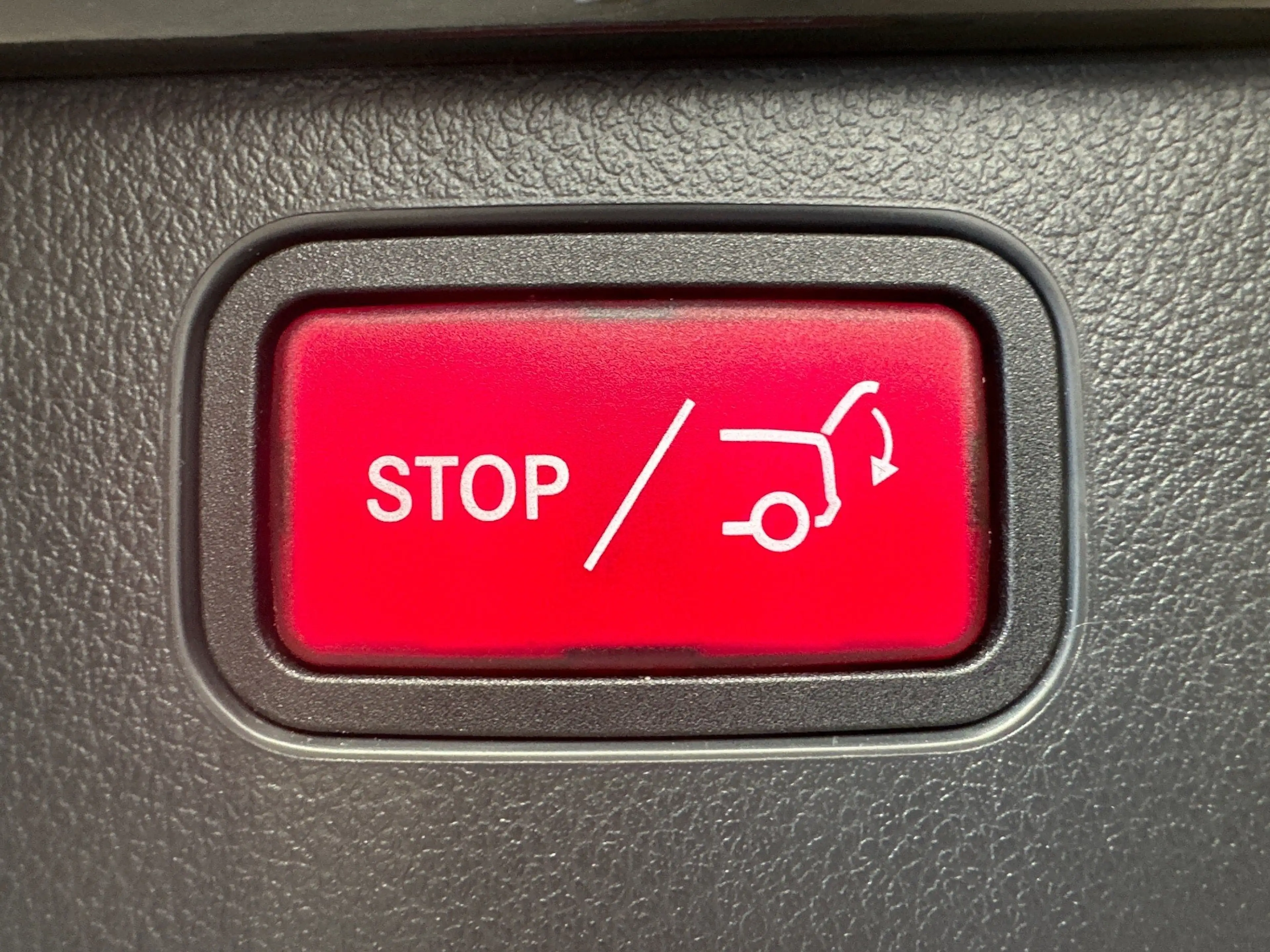 Mercedes-Benz C 300 T AMG Line Advanced NAV+LED+DISTRONIC+KAM+18ZOLL — photo 7