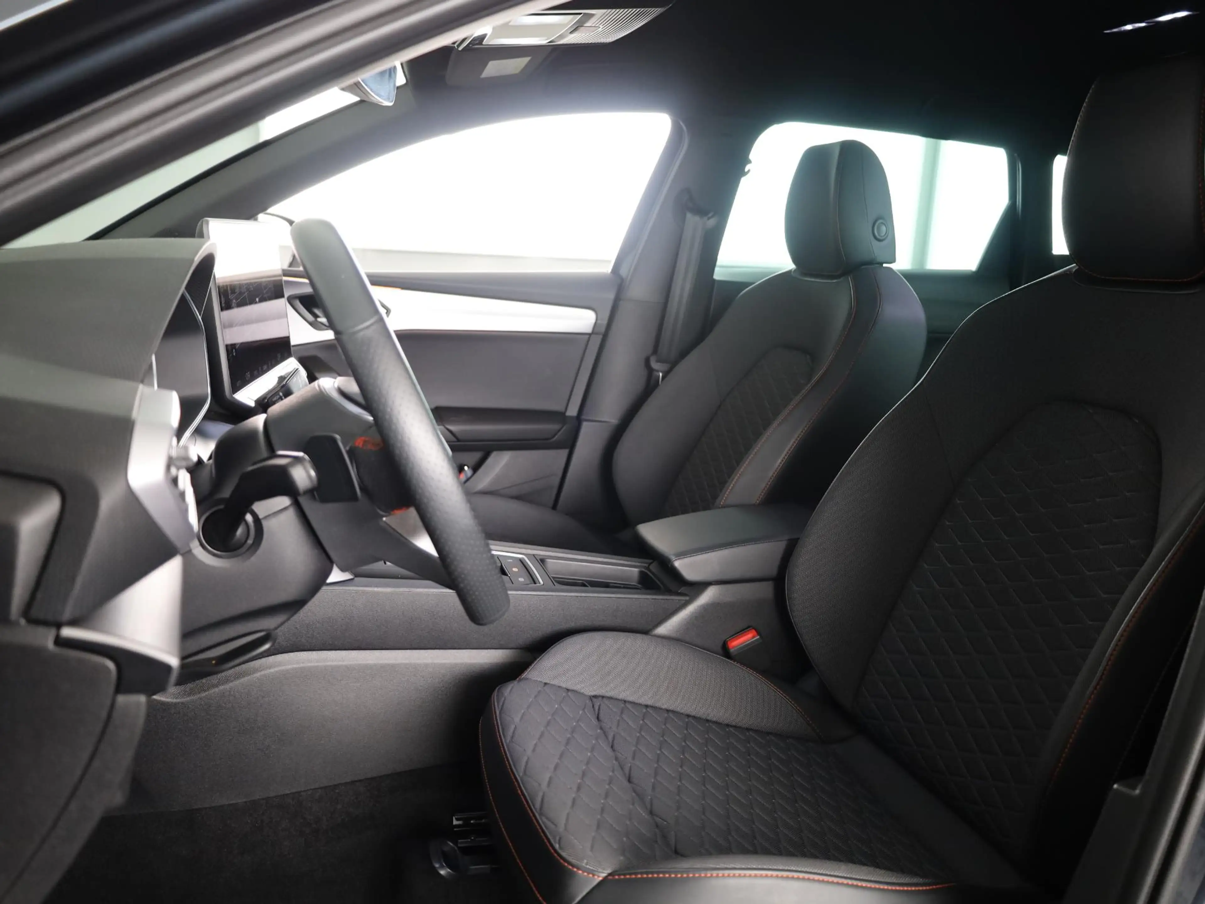 SEAT Leon e-Hybrid Sportstourer 1.5 TSI FR PHEV First Edition 204pk | — photo 7