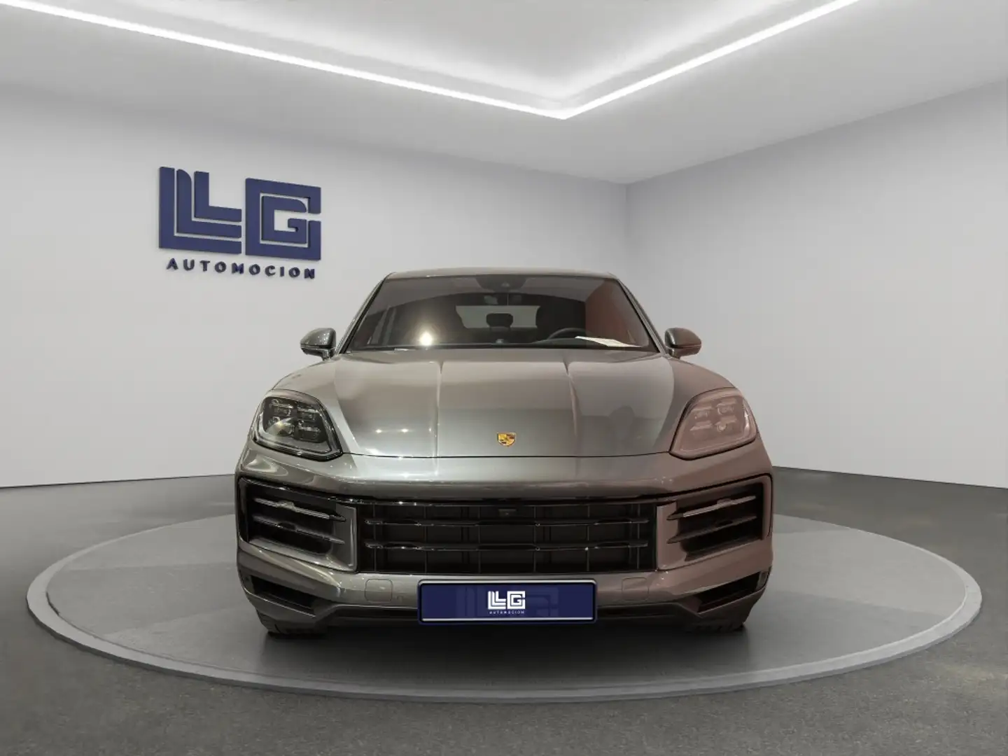 Porsche Cayenne Coupé E-Hybrid Aut. Gris - 2