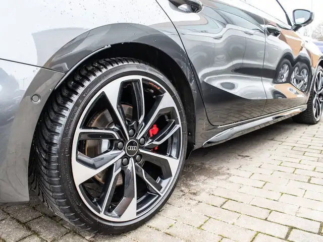 Audi S3 view 8