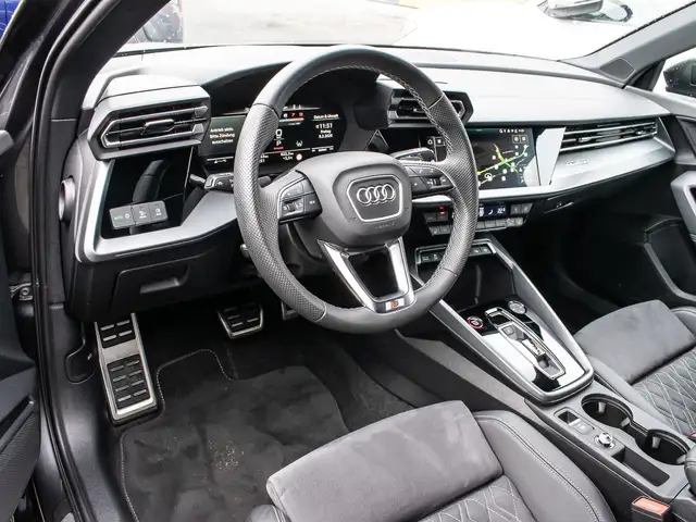 Audi S3 view 10