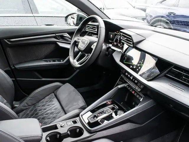 Audi S3 view 9