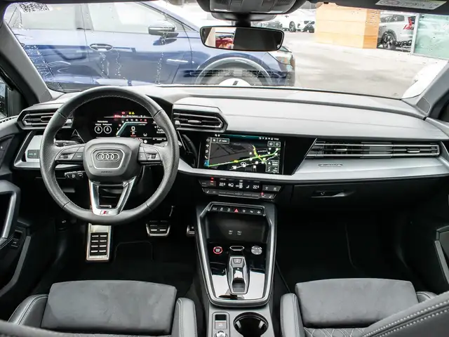 Audi S3 view 11