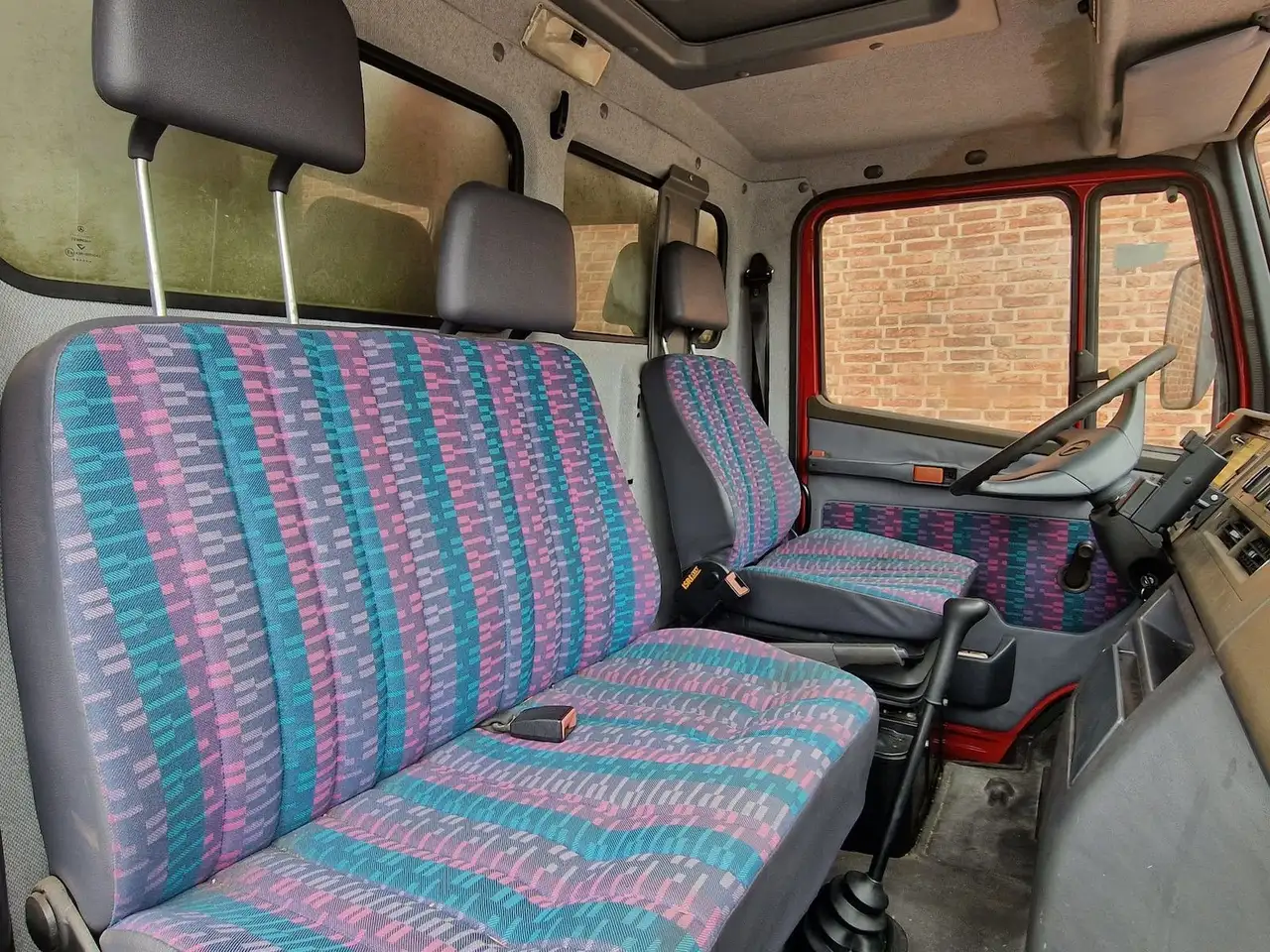 Mercedes-Benz 811D Autotransporter mit Luftfederung, foto 12