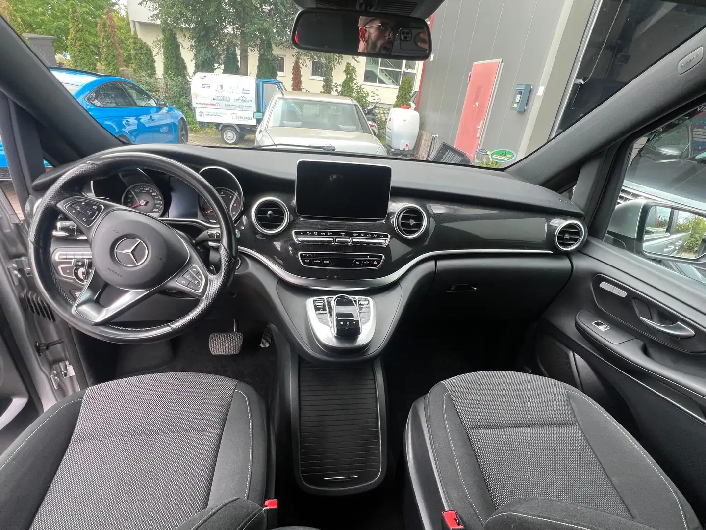 Mercedes-Benz V 220 V250 d SCORE 4MATIC extralang (447.815) Šedá - 2