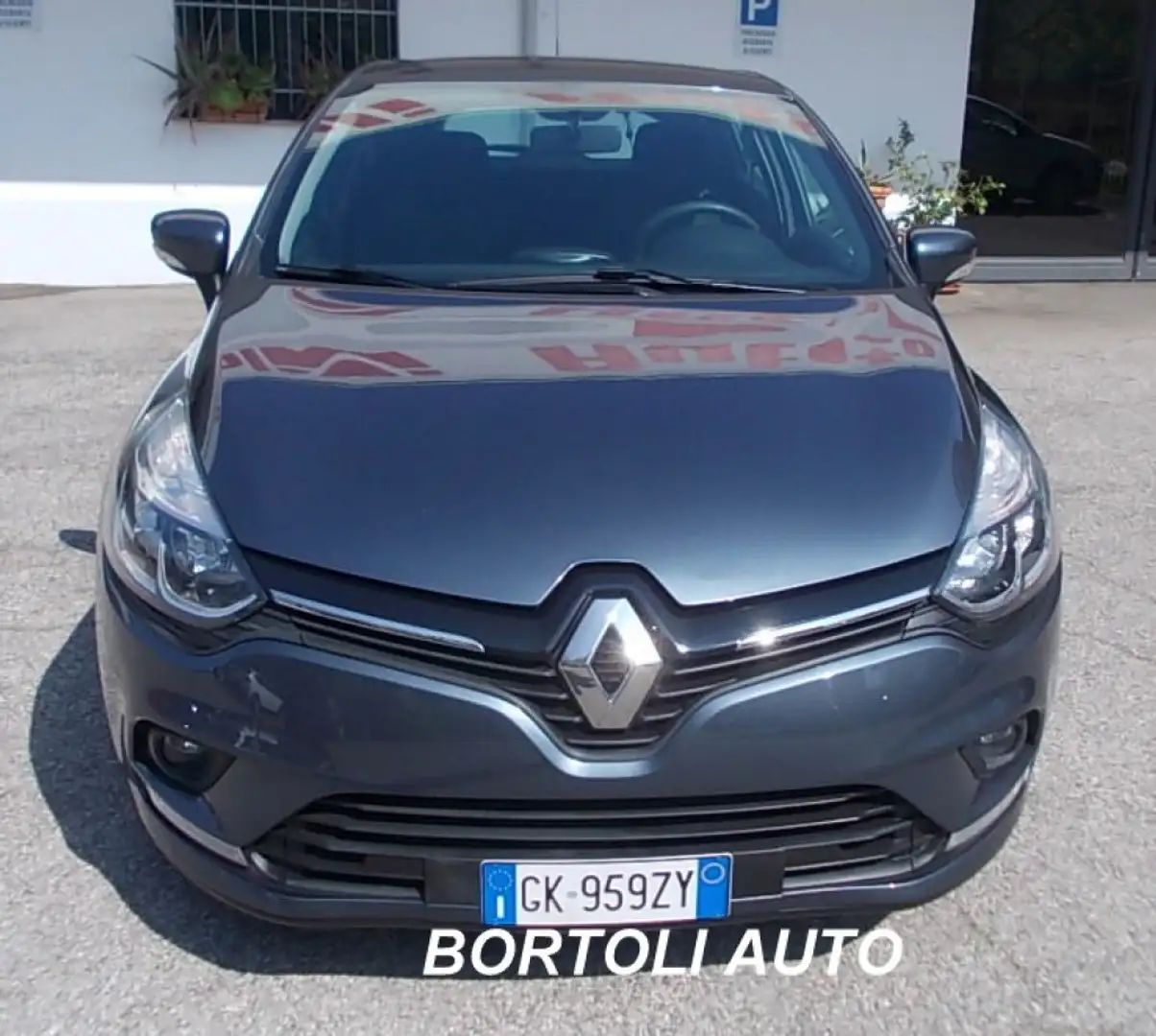 Renault Clio TCe 75cv 59.000 KM  BUSINESS IDONEA NEOPATENTATI Grigio - 2