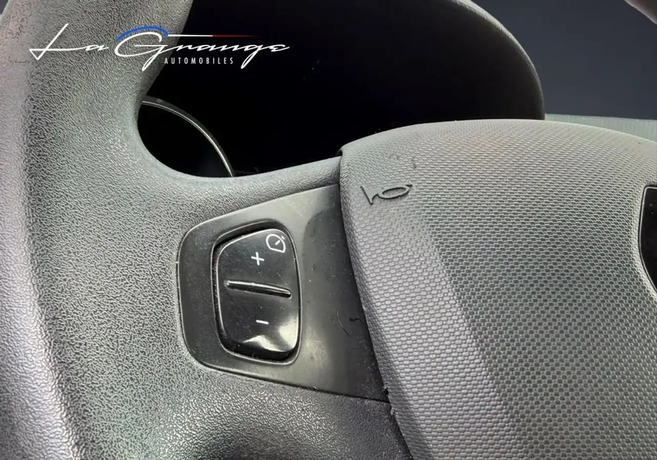 Renault Clio Grandtour — photo 14