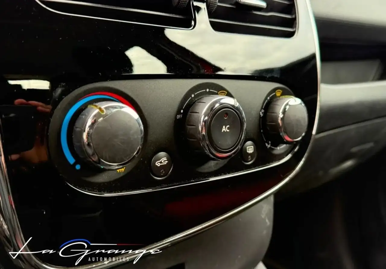 Renault Clio Grandtour — photo 17