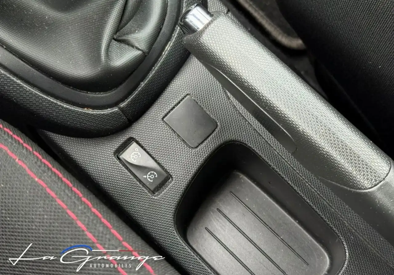Renault Clio Grandtour — photo 18