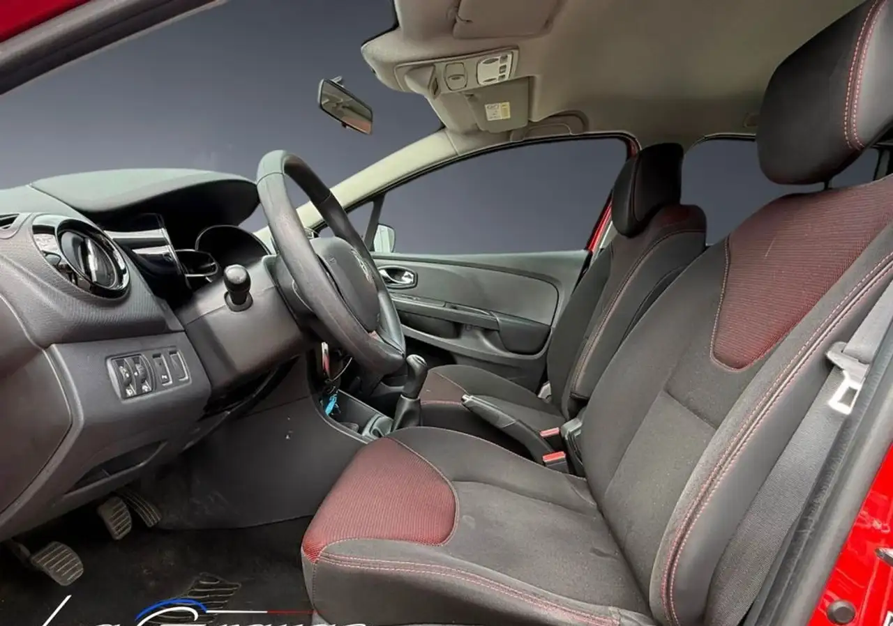 Renault Clio Grandtour — photo 11