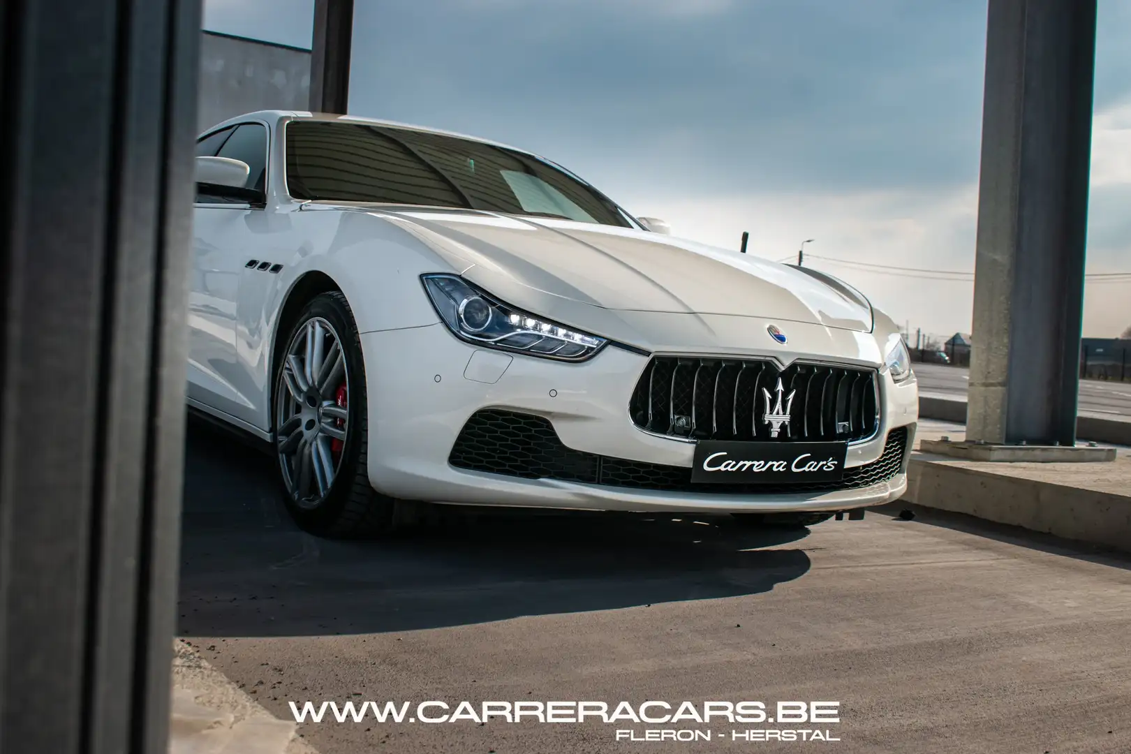 Maserati Ghibli 3.0 V6 BiTurbo S Q4 GranSport*|NAVI*XENON*CAMERA*| Wit - 1
