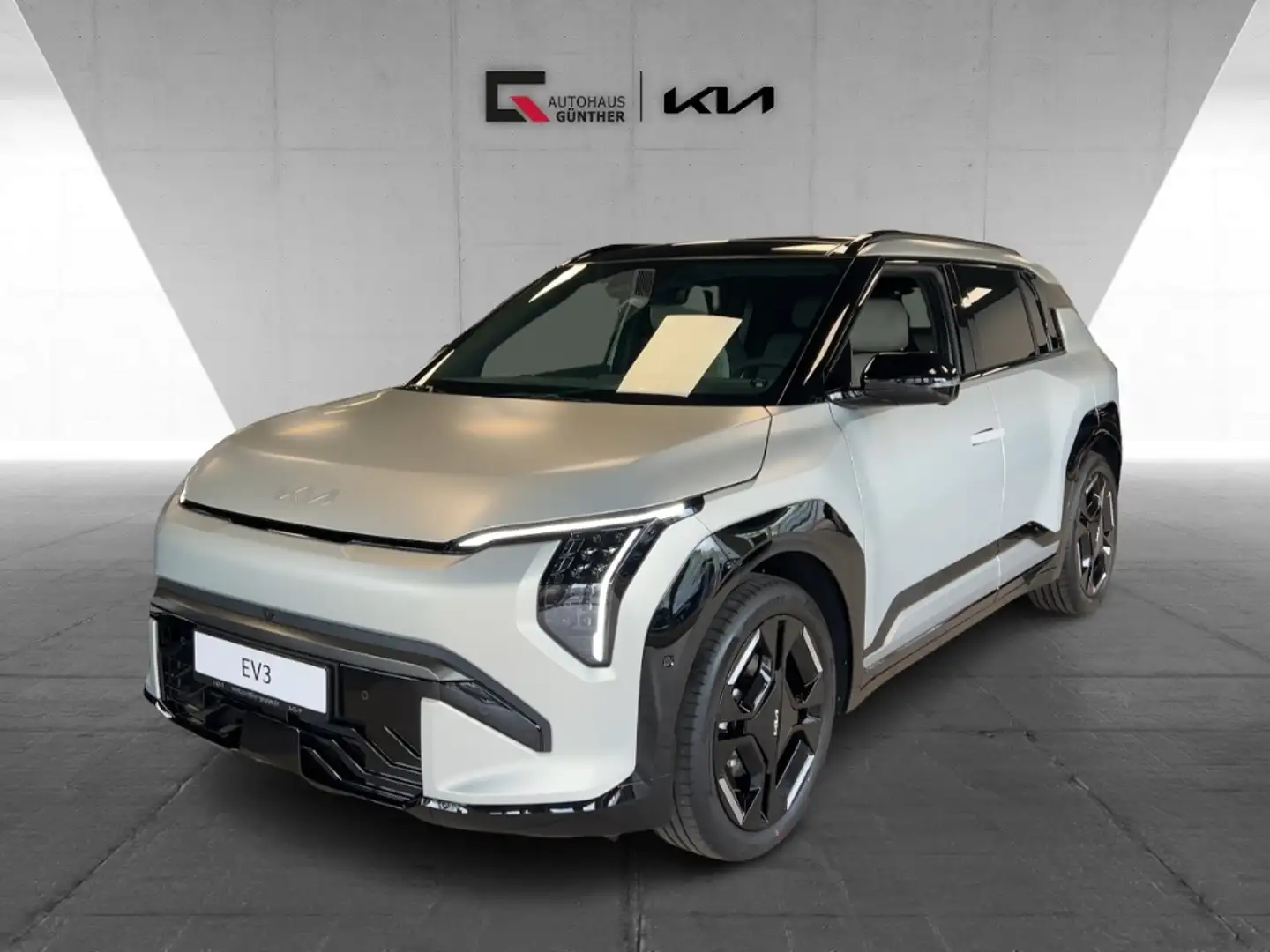 Kia EV3 GT-line 81,4 KWH DriveWise Comfort Glasd. Silber - 1